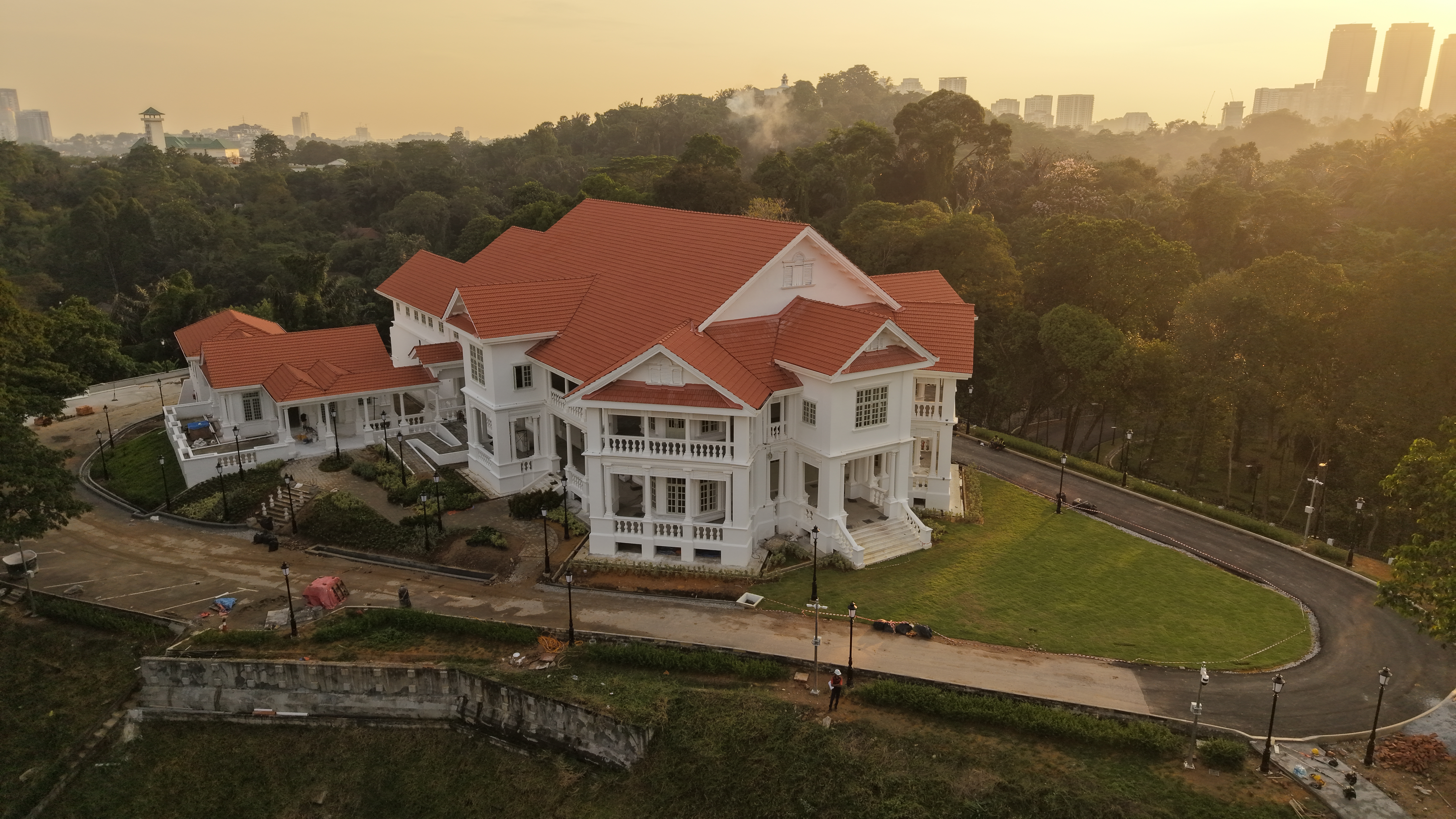 Carcosa Seri Negara - Image 7