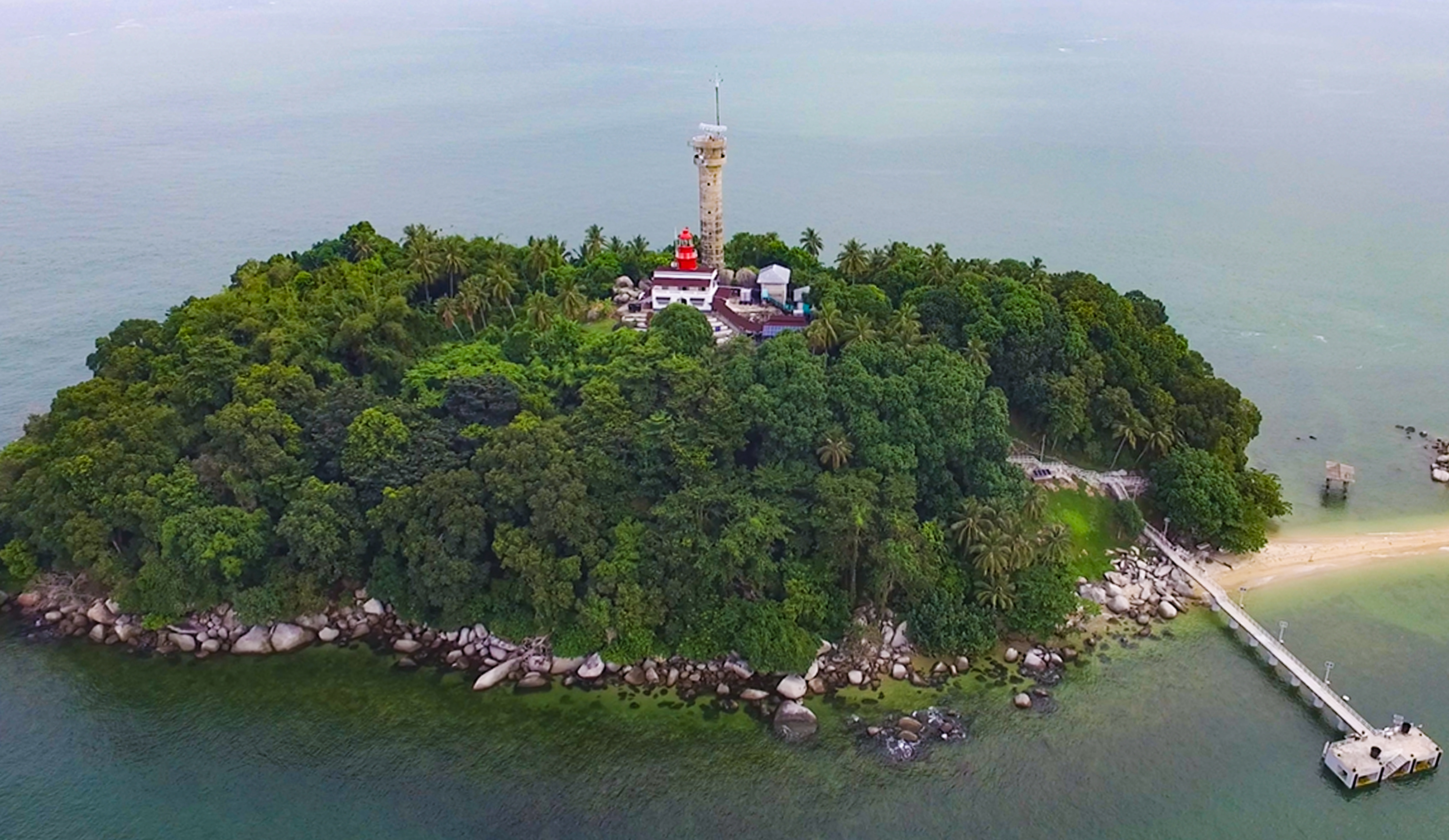 Pulau Undan Lighthouse - Image 4