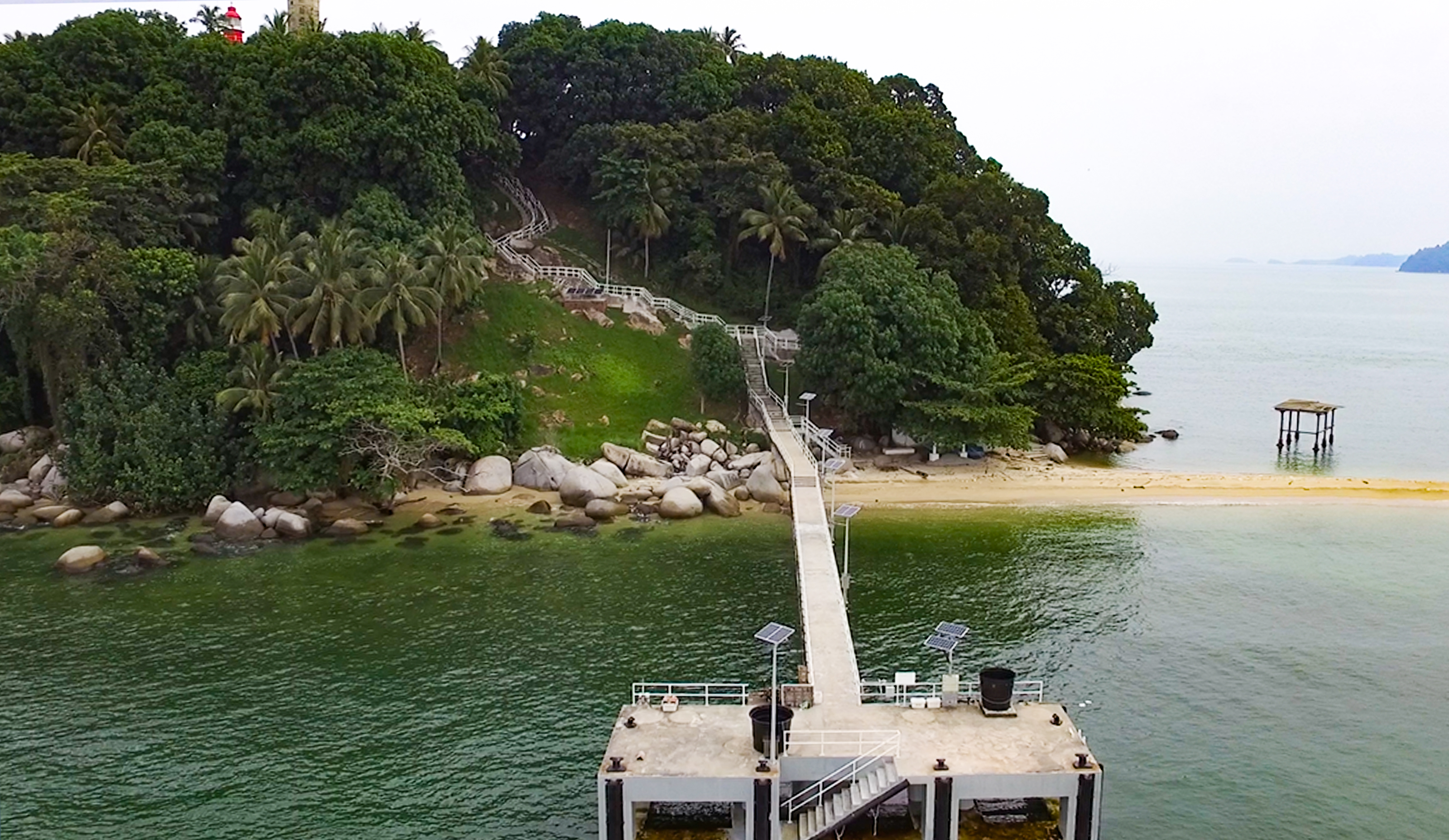 Pulau Undan Lighthouse - Image 5