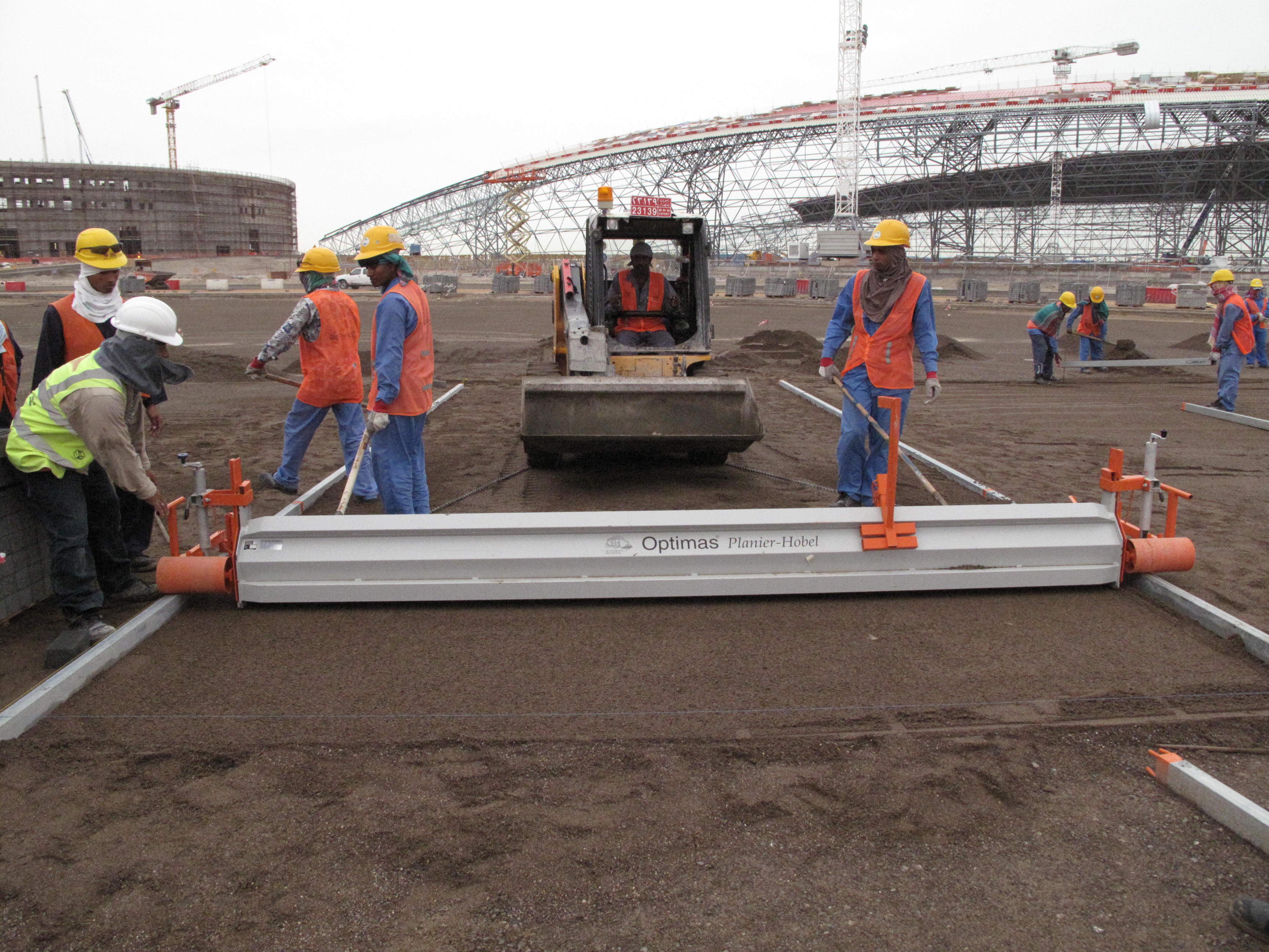 Yas Marina Circuit Track Pavement, Abu Dhabi - Image 3
